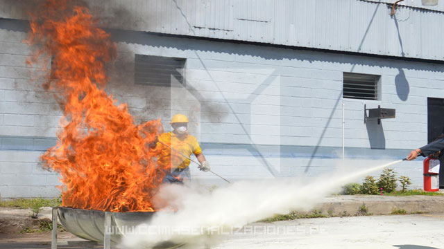 Capacitación en el Uso de Extintores y de cómo actuar durante un incendio